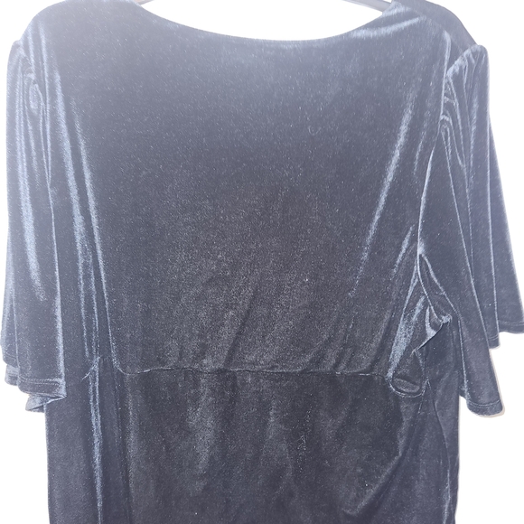Knox Rose Black Velvet Flutter Sleeve Tie Front Top - Picture 6 of 6
